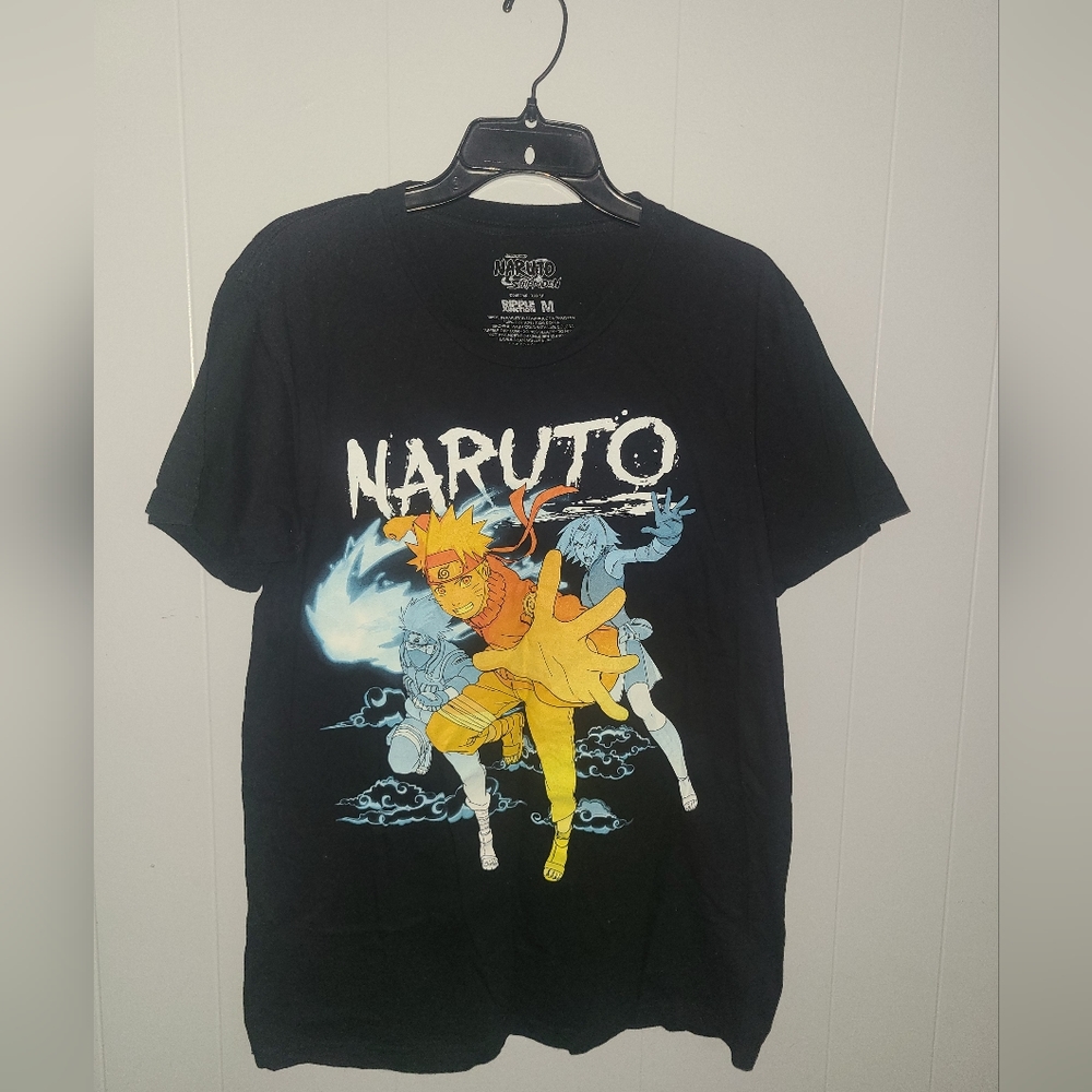 Men's Naruto Shippuden Tee Size Medium